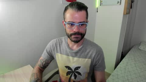     online show from May 15, 2:51 am