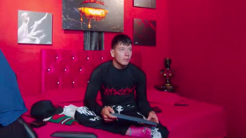 Snapshot of magnusknight_ chatting on January 12, 12:43 pm Magnus online show from January 12, 12:43 pm