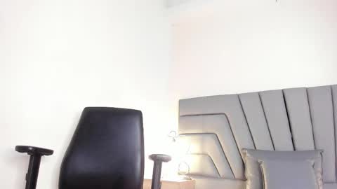 maia_520 online show from January 7, 6:32 pm