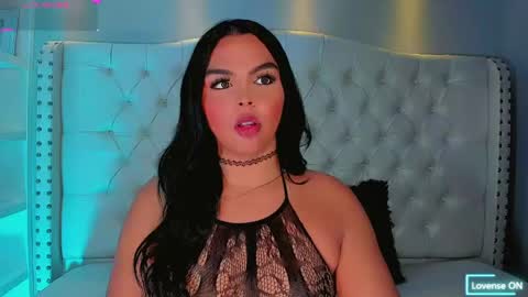 Snapshot of maia_hotts chatting on May 24, 8:25 pm CamiiGarcia online show from May 24, 8:25 pm