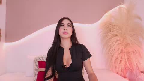 MAIA  LIA  online show from December 21, 12:51 am