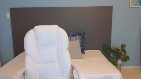 Snapshot of maiaa_ruiz chatting on February 24, 1:10 pm Maiaa Ruiz online show from February 24, 1:10 pm