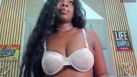 maiacharris online show from February 13, 9:49 pm