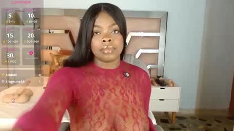 Maia Charris online show from October 24, 7:10 pm