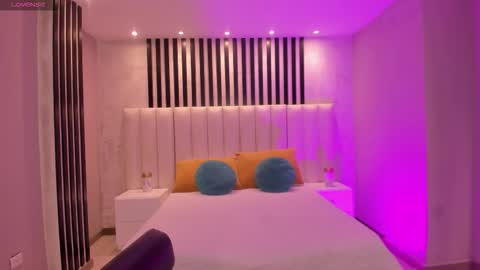  Maia  online show from November 26, 7:15 pm