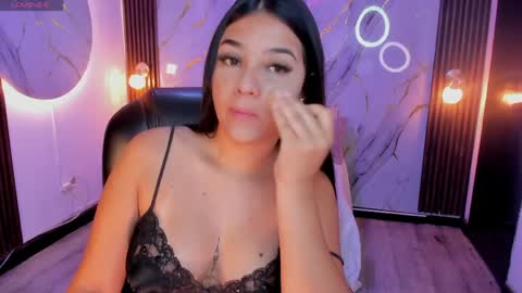 Snapshot of maiaevans1 chatting on March 31, 12:05 pm Maia online show from March 31, 12:05 pm