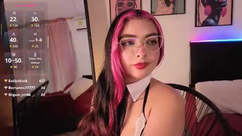Snapshot of maiamancini chatting on July 23, 1:58 am Maia online show from July 23, 1:58 am