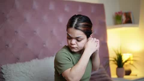 Snapshot of maiamini chatting on February 23, 10:29 pm Maia online show from February 23, 10:29 pm