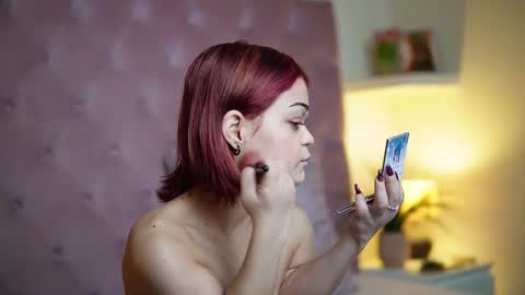 Snapshot of maiamini chatting on March 10, 10:26 pm Maia online show from March 10, 10:26 pm