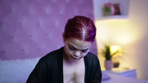 Snapshot of maiamini chatting on March 15, 5:41 pm Maia online show from March 15, 5:41 pm