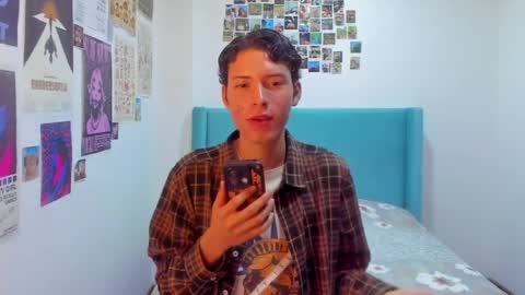 Snapshot of maicolazul chatting on April 5, 8:28 pm Maicol online show from April 5, 8:28 pm