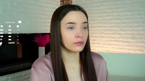 Lucy online show from January 14, 1:15 am