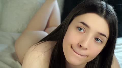 Lucy online show from January 24, 7:19 am