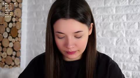 Snapshot of maidabuoy chatting on October 10, 4:11 am Lucy online show from October 10, 4:11 am