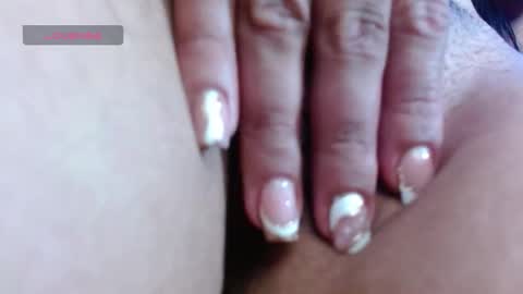 Snapshot of maidi_hot chatting on January 9, 7:08 pm Bella Maidi online show from January 9, 7:08 pm