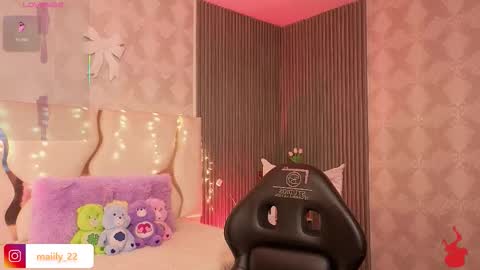 maiily_tay online show from February 4, 11:49 am