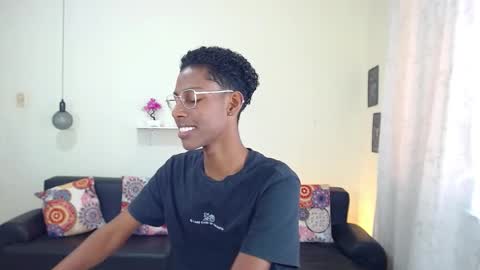 Snapshot of maiki18 chatting on January 17, 5:30 pm I am Maik online show from January 17, 5:30 pm