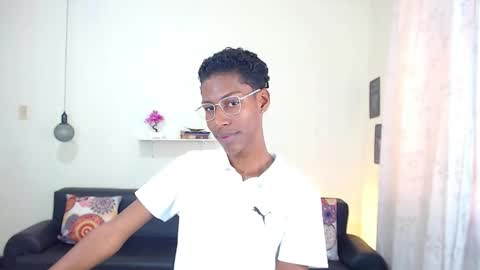 Snapshot of maiki18 chatting on January 20, 7:35 pm I am Maik online show from January 20, 7:35 pm