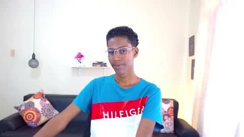 Snapshot of maiki18 chatting on January 23, 1:56 pm I am Maik online show from January 23, 1:56 pm