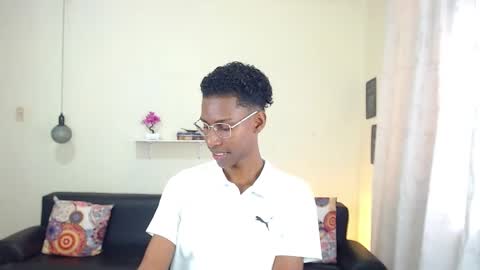 Snapshot of maiki18 chatting on January 27, 1:41 pm I am Maik online show from January 27, 1:41 pm