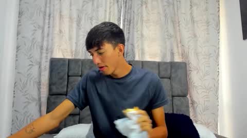 Maikol online show from December 2, 12:32 pm