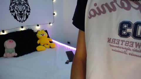 Maiky Cooper online show from February 19, 3:28 am