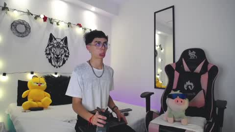 Maiky Cooper online show from February 21, 1:00 am