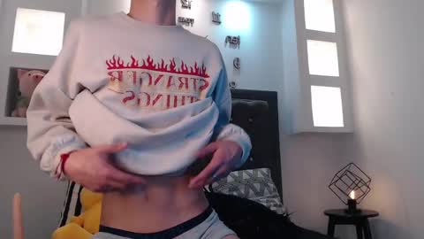 Maiky Cooper online show from March 5, 7:38 am