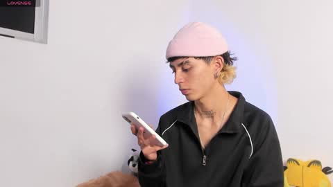maiky_cooper01 online show from May 12, 3:03 am