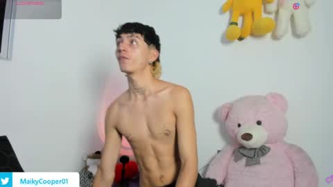 maiky_cooper01 online show from May 19, 3:35 am