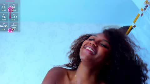 Mailyn online show from December 18, 2:32 am