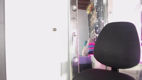 mailyn_gold online show from May 12, 12:02 pm