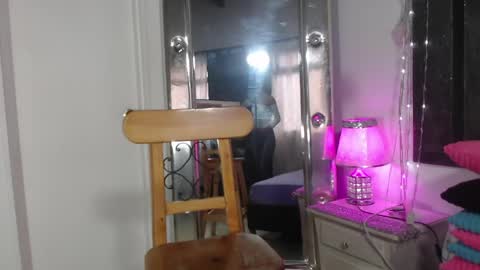 mailyn_gold online show from May 21, 12:01 pm