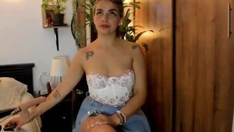 Mailyn Foxx online show from June 21, 1:08 am