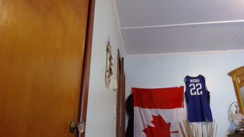 mainecollegeboy online show from December 3, 4:39 pm