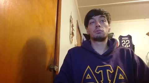 mainecollegeboy online show from January 20, 9:56 am
