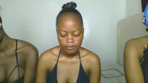 maira luv1 online show from April 3, 10:02 am