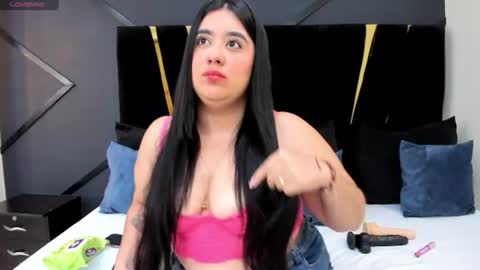 Snapshot of maite_grays chatting on June 10, 12:04 pm M A I T E online show from June 10, 12:04 pm