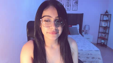 Snapshot of maite_kanes chatting on February 4, 3:00 am Maite online show from February 4, 3:00 am