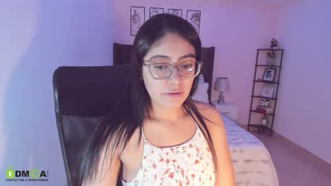 Snapshot of maite_kanes chatting on October 16, 10:00 pm Maite online show from October 16, 10:00 pm