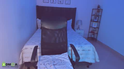 Snapshot of maite_kanes chatting on February 26, 10:42 pm Maite online show from February 26, 10:42 pm