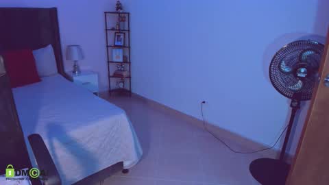 Snapshot of maite_kanes chatting on March 16, 4:18 am Maite online show from March 16, 4:18 am