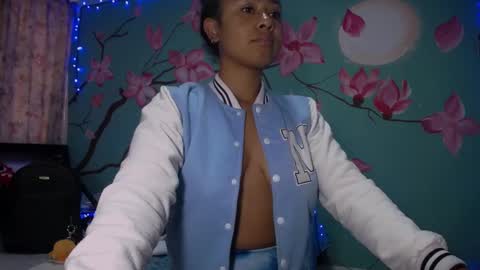 Maite online show from January 1, 12:00 pm