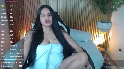 Snapshot of maite_saens_ chatting on January 9, 8:13 am maite saens online show from January 9, 8:13 am
