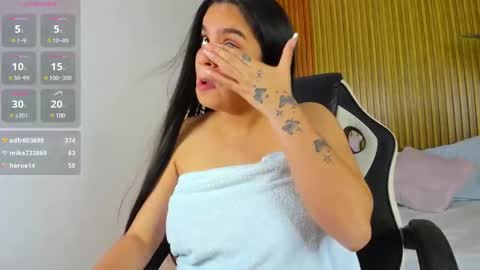 Snapshot of maite_saens_ chatting on February 4, 8:13 am maite saens online show from February 4, 8:13 am