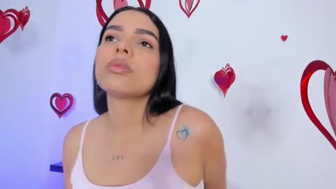 mai  online show from February 6, 7:17 pm