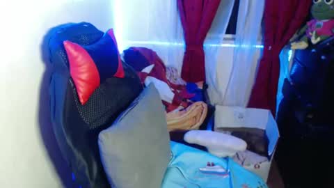 Snapshot of maitte_22 chatting on January 23, 7:22 am Hello friends Im on another account online show from January 23, 7:22 am