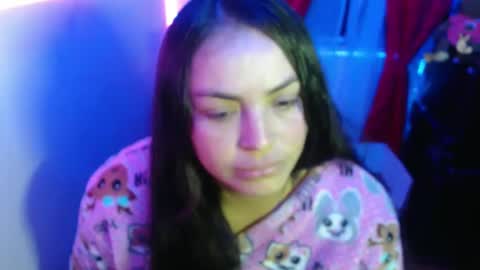 Snapshot of maitte_22 chatting on January 25, 7:28 am Hello friends Im on another account online show from January 25, 7:28 am