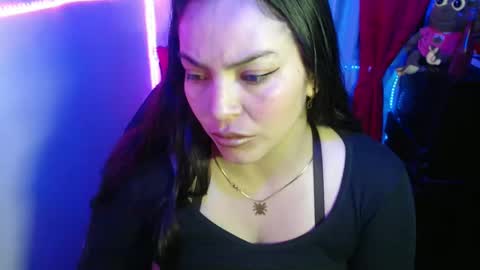 Snapshot of maitte_22 chatting on February 1, 12:29 am Hello friends Im on another account online show from February 1, 12:29 am