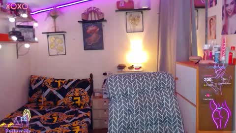 Bella online show from November 18, 4:06 am